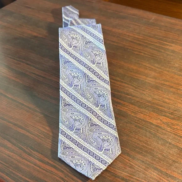 Pronto Uomo Blue and Purple Paisley Tie - Picture 5 of 5